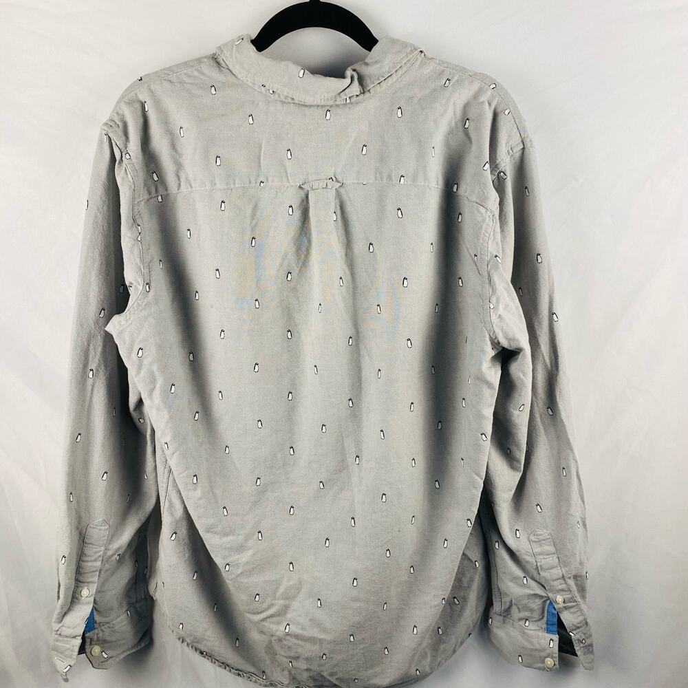 American Eagle Seriously Soft Gray Penguin Print‎ Men's Button Front Size Large - Picture 8 of 8